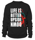 Camiseta Feminina com gola redonda - LIFE IS BETTER UPSIDE DOWN