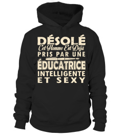 EDUCATRICE SEXY  T-SHIRT