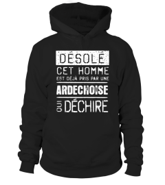 Désolé cet homme est déjà pris par une Ardéchoise qui déchire.