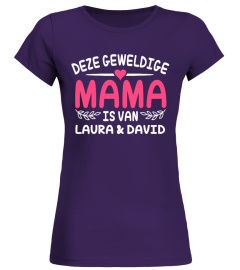 DEZE GEWELDIGE MAMA IS VAN GEPERSONALISEERDE T-SHIRT