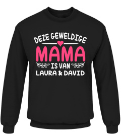 DEZE GEWELDIGE MAMA IS VAN GEPERSONALISEERDE T-SHIRT