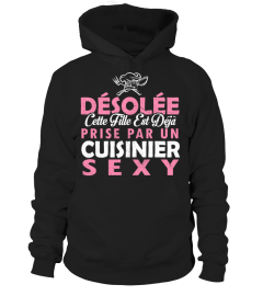 DESOLEE CETTE FILLE EST DEJA PRISE PAR UN CUISINER  SEXY T-shirt