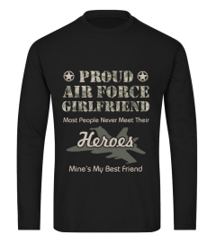 Proud Air Force Girlfriend T-Shirt Arm56