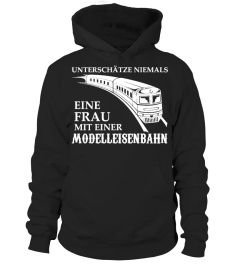 MODELLEISENBAHN FRAU - NUR ONLINE