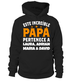 ESTE INCREÍBLE PAPÁ PERTENECE A CAMISETA PERSONALIZADA