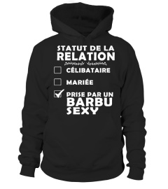 STATUT DE LA RELATION PRISE PAR UN BARBU SEXY T-SHIRT