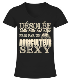 DESOLEE CETTE FILLE EST DEJA PRISE PAR UN AGRICULTEUR  SEXY T-shirt