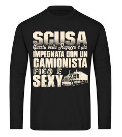 SCUSA IMPEGNATA CON UN CAMIONISTA FIGO E SEXY T-shirt