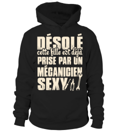 désolé cette fille est deja prise par un Mecanicien sexy T- SHIRT