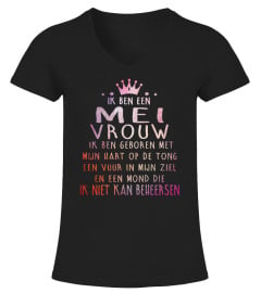 IK BEN EEN MEI VROUW T-SHIRT