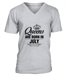 Queens Are Born In July Tshirt T-shirt