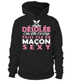 DESOLEE CETTE TILLE EST DEJA PRISE PAR UN MACON SEXY T-shirt