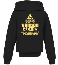 ATTENTION JAI UNE MARRAINE CINGLEE NE ME FORCE PAS A TONTON T-SHIRT