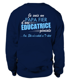 JE SUIS LE FIER PAPA FIER D'UNE AIDE SOIGNANTE YENIALE T-SHIRT