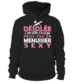 DESOLE CETTE FILLE UN MEC DE MENUISE SUPER SEXY T-SHIRT