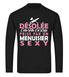 DESOLE CETTE FILLE UN MEC DE MENUISE SUPER SEXY T-SHIRT