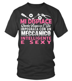 MI DISPIACE QUESTA RAGAZZA E GIA IMPEGNATA CON UN MECCANICO INTELLEGENTE E SEXY T-SHIRT