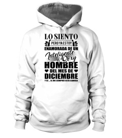 Lo siento, pero ya estoy enamorada de un Inteligente & Sexy hombre del mes de Diciembre. Y sí, el me compró está camisa.