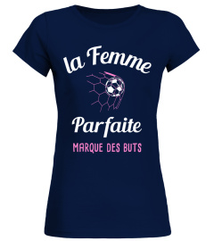 Buts - La femme parfaite marque des buts - Footballeuse