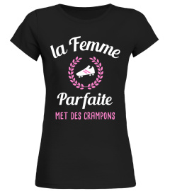 Crampons - La Femme parfaite met des crampons - Footballeuse