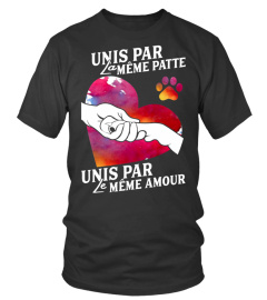 Chien- Unis par la Même Patte femme