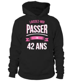 Laissez moi passer 42 ans cadeau noël anniversaire humour noel drôle fille idée cadeaux femme