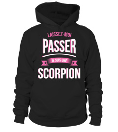 Laissez moi passer Scorpion cadeau noël anniversaire humour noel drôle fille idée cadeaux femme