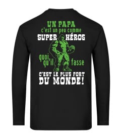 UN PAPA C'EST UN PEU COMME SUPER HEROS