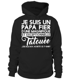 PAPA FIER D'UNE TATOUÉE