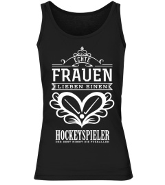 Echte Frauen lieben einen Hockeyspieler