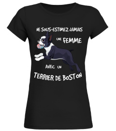 UNE FEMME AVEC UN TERRIER DE BOSTON