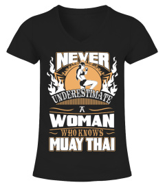 Limited Edition-Woman Knows Muay Thai