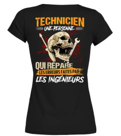 TECHNICIEN UNE PERSONNE QUI RÉPARE