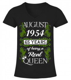 August 1954 65 Years Of Being A Real Queen