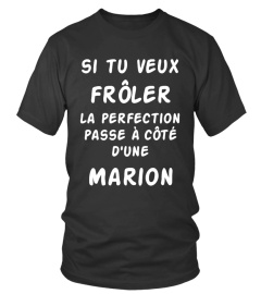 frôler une Marion