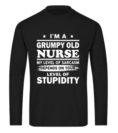 I'm A Grumpy Old Nurse T- shirt