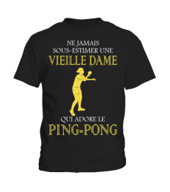 vieille femme ping-pong