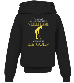 vieille femme de golf