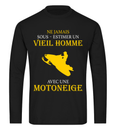 ne jamais sous estimer un vieil homme avec une motoneige 