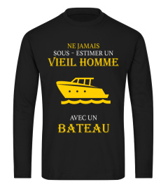 ne jamais sous estimer un vieil homme avec un bateau