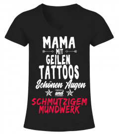 Mama mit geilen Tattoos