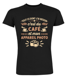 besoin du café et  appareil photo