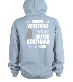 Britse Korthaar in het huis