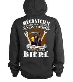 MÉCANICIEN APPORTE DE LA BIÈRE