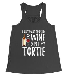 WINE AND TORTIE CAT MOM TSHIRT - HOODIE - MUG (FULL SIZE AND COLOR)