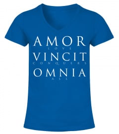 Inspiring Latin Quote: Amor Vincit Omnia (Love Conquers All) Sweatshirt