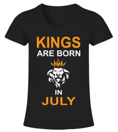 Kings are born in July T-Shirt