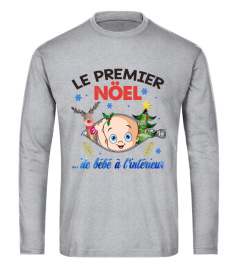 LE PREMIER NOËL DE BÉBÉ À L'INTÉRIEUR.