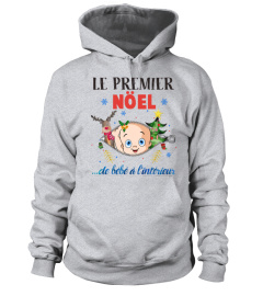 LE PREMIER NOËL DE BÉBÉ À L'INTÉRIEUR.