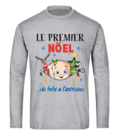 LE PREMIER NOËL DE BÉBÉ À L'INTÉRIEUR.